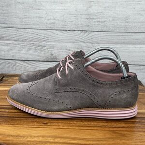 Cole Haan Women’s Lunargrand Grey Suede Pink Wingtip Oxford Shoe Size 10.5